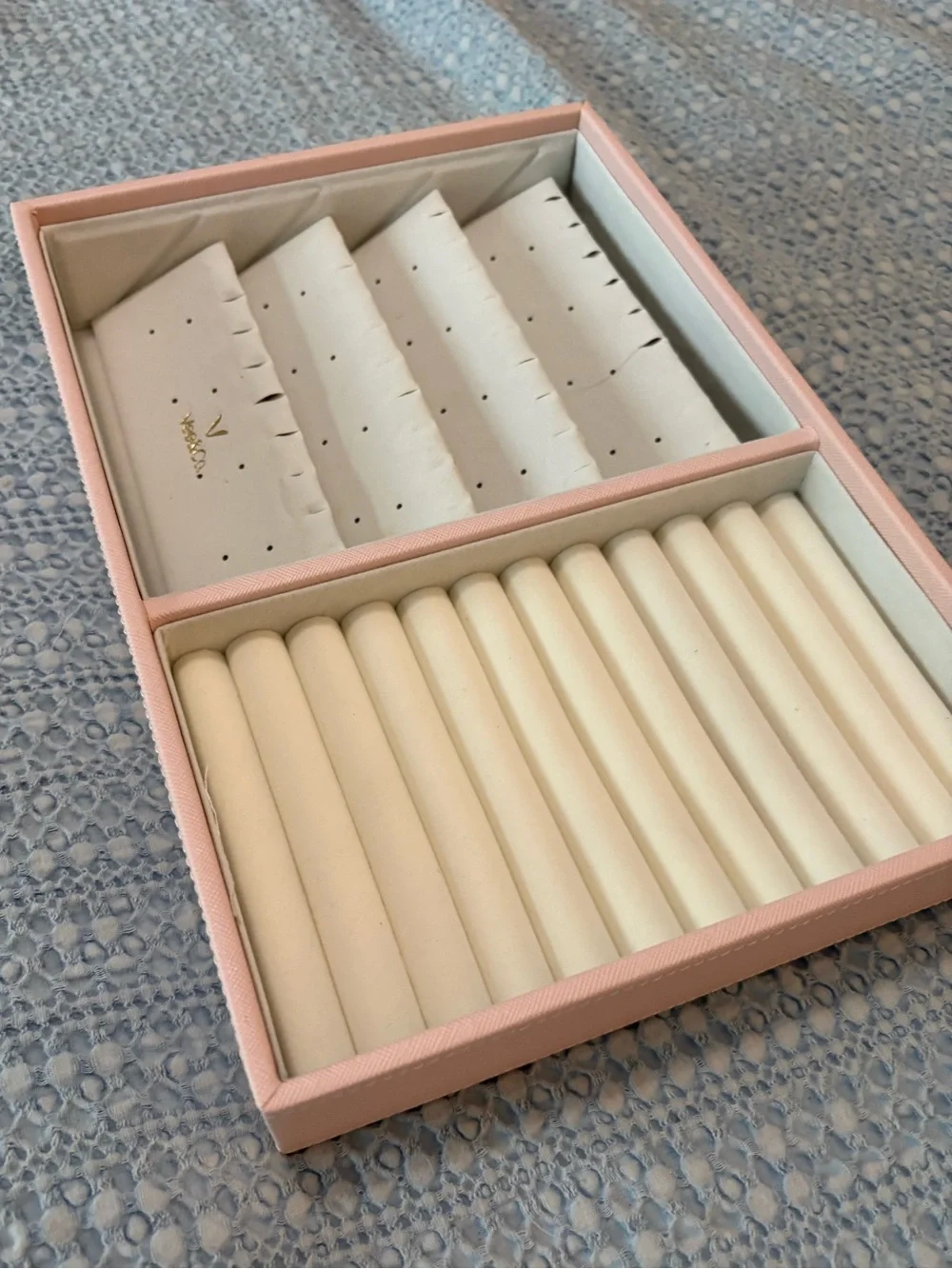 Vee & Co stackable pink